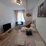 Lux Mare شقة