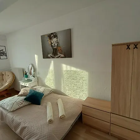 Lux Mare شقة